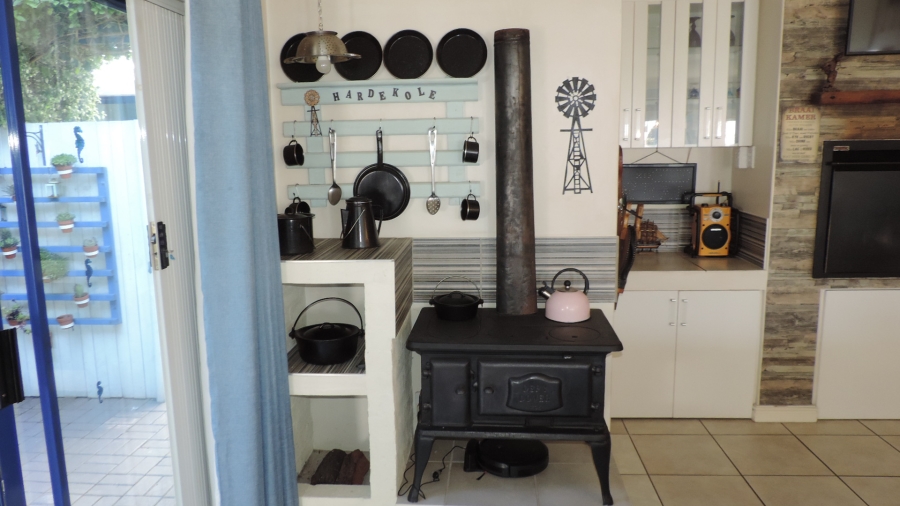 3 Bedroom Property for Sale in Blue Lagoon Western Cape